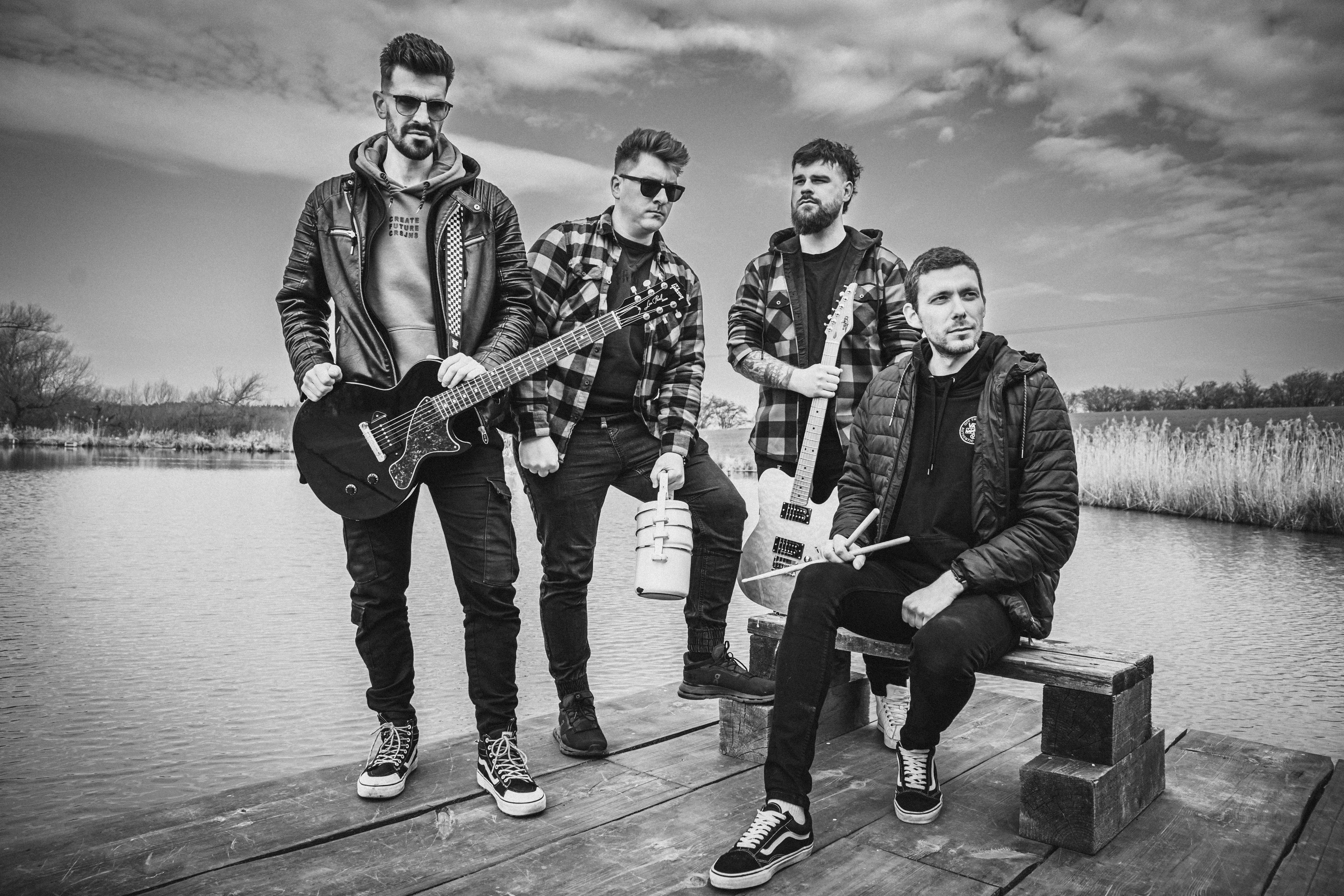Ešus - kapela